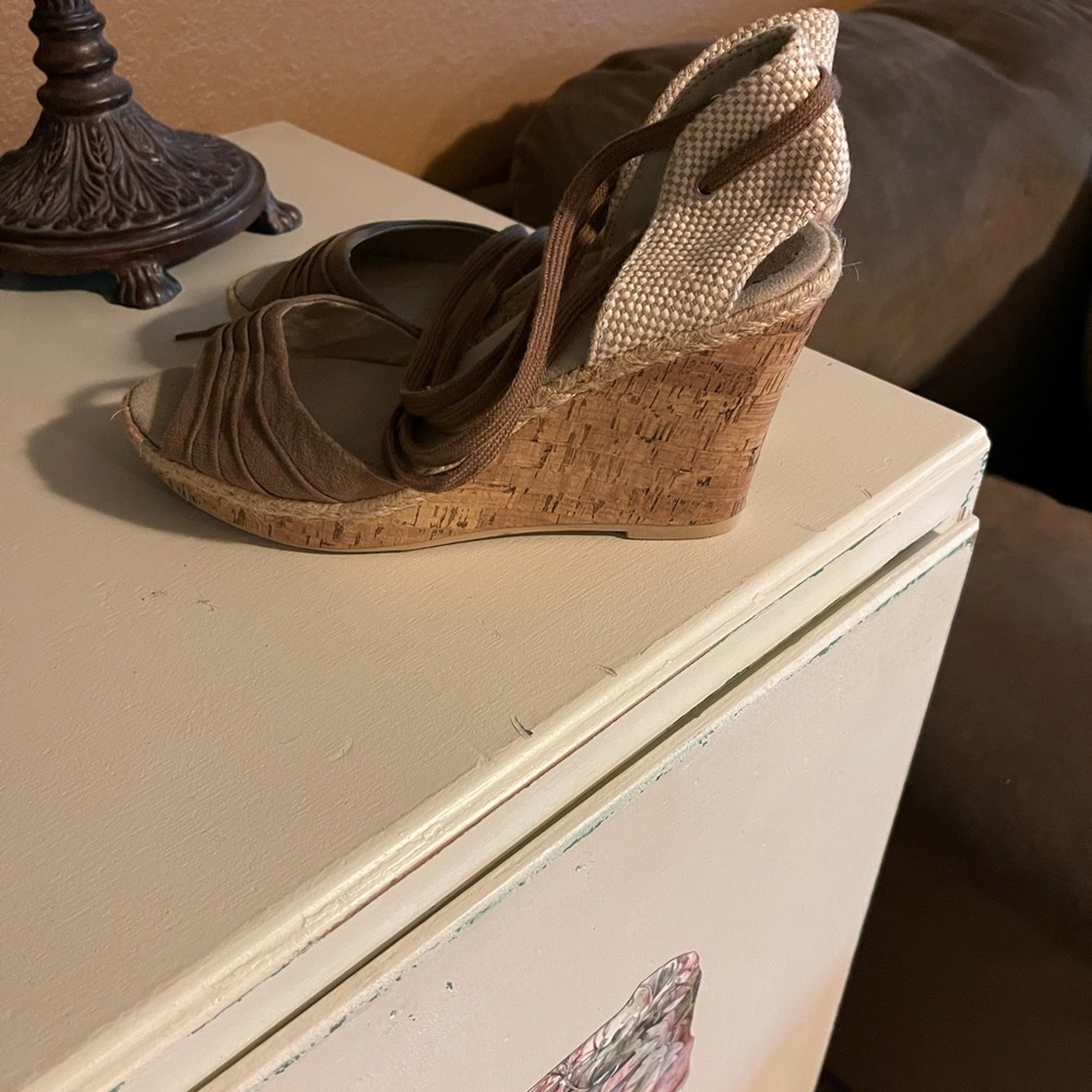 Wedges - Picture 4 of 4